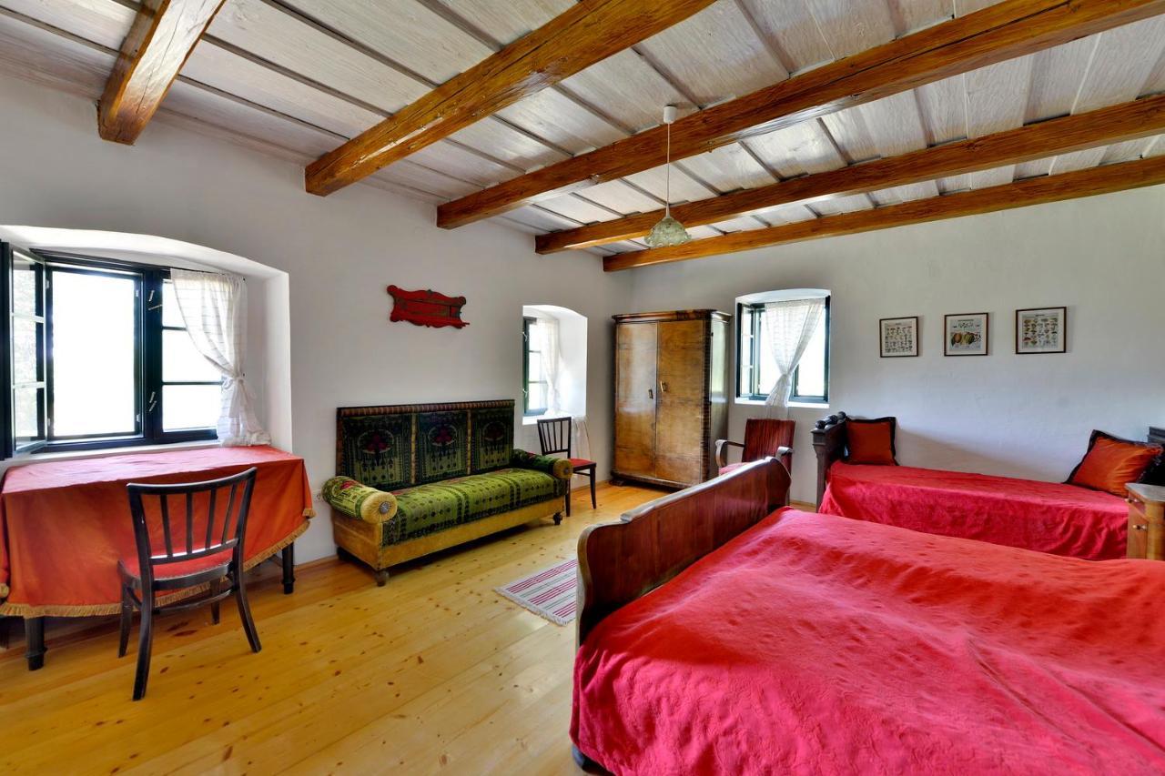 Lelle Vineyard Cottages Balatonlelle Bagian luar foto