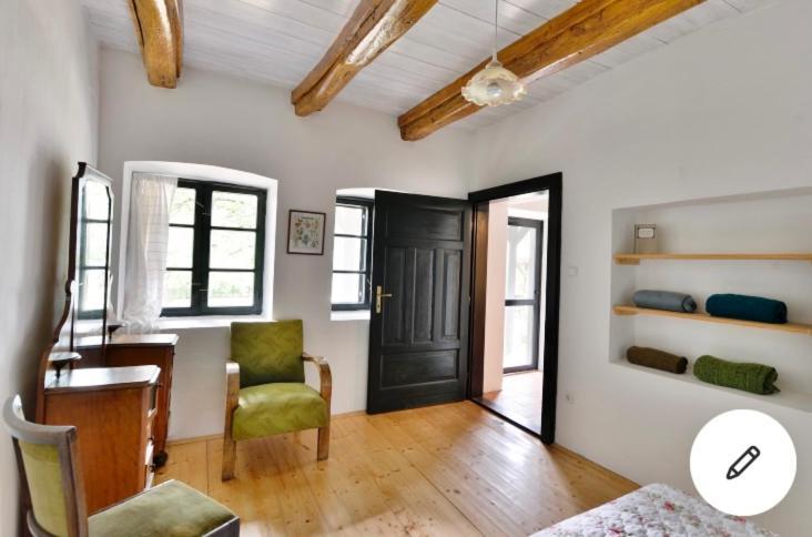 Lelle Vineyard Cottages Balatonlelle Bagian luar foto